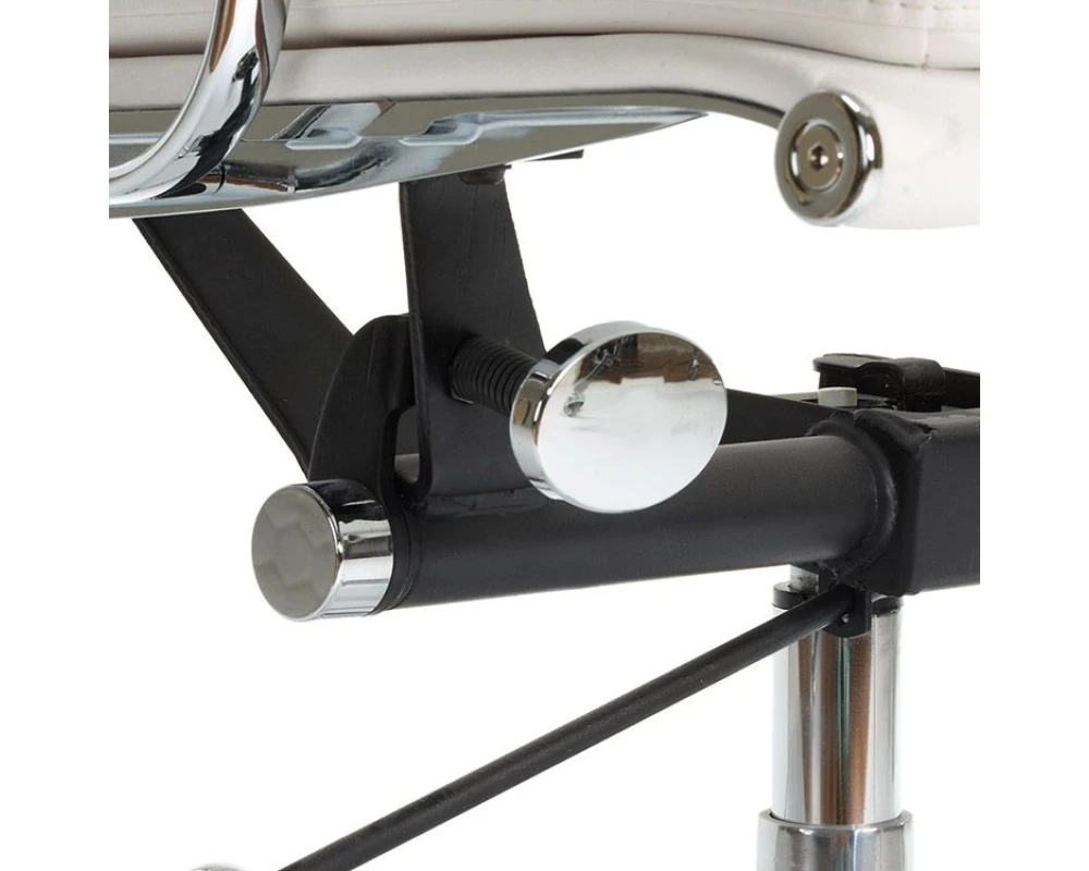 Кресло руководителя Космо М