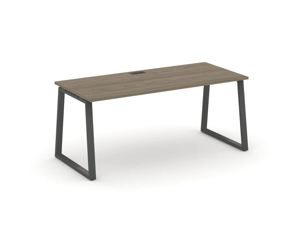 Стол письменный опоры трапеция 1580x700x750 Стайл Проджект Директ / Style Project Direct