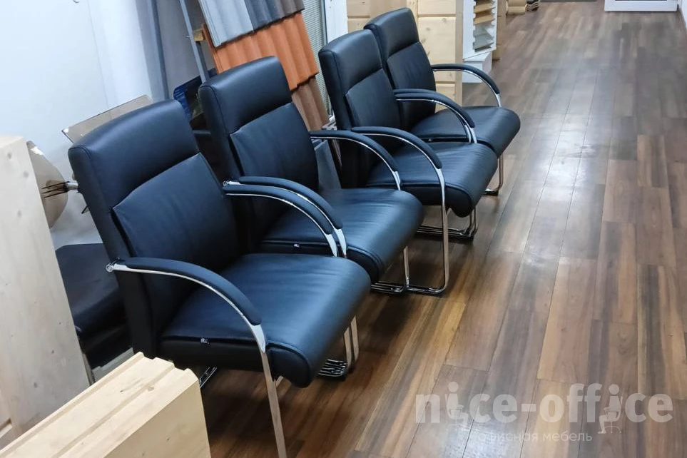 Кресло RV DESIGN Gaston-SF (9364) фото в интерьере 1