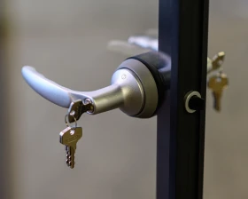 Акустическая кабина LWOP SIX-SEATER (задняя стенка стекло) images