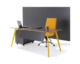 Стол персонал (на 3 ножках) 160 Слайд images