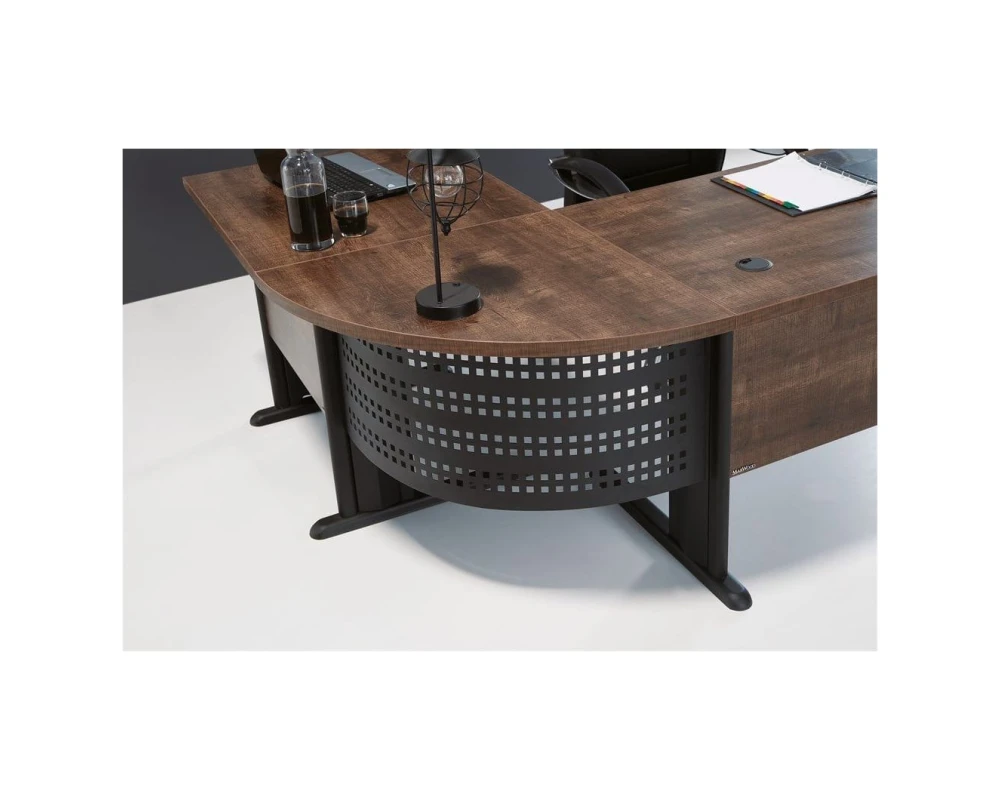 Уголок Озгур