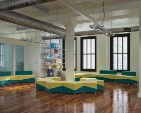 Комплект мягкой мебели М15 Объединение линий / United lines images